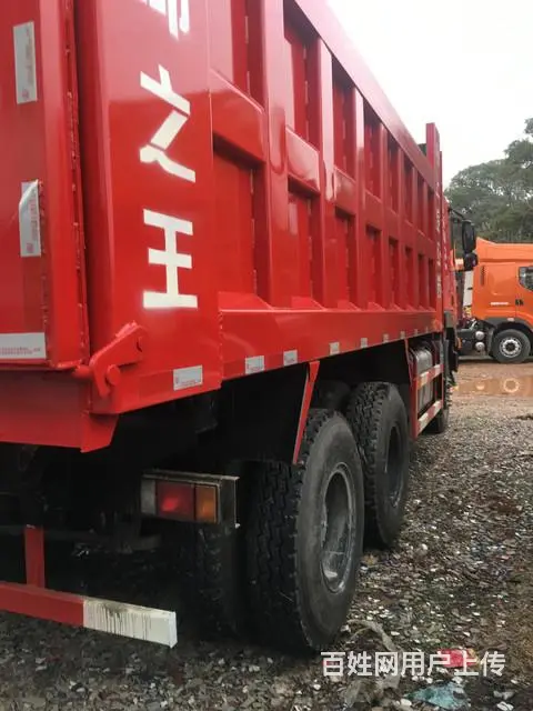 自卸车 上汽红岩 金刚 350马力 6*4（后八轮 - 图片 4