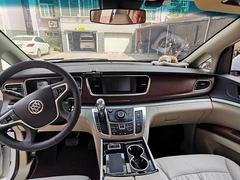 别克GL8 2017款 GL8 商旅车 2.5 手自一体 2