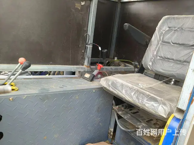 履带撒粪车 - 图片 9