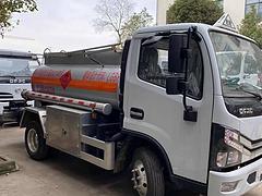 畅销车型  东风多利卡流动加油车 油罐车 欢迎来电咨询