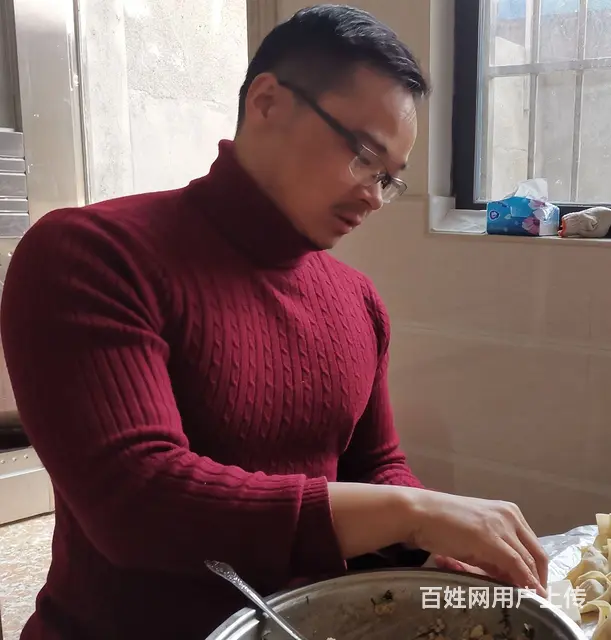 健壮男找女朋友 - 图片