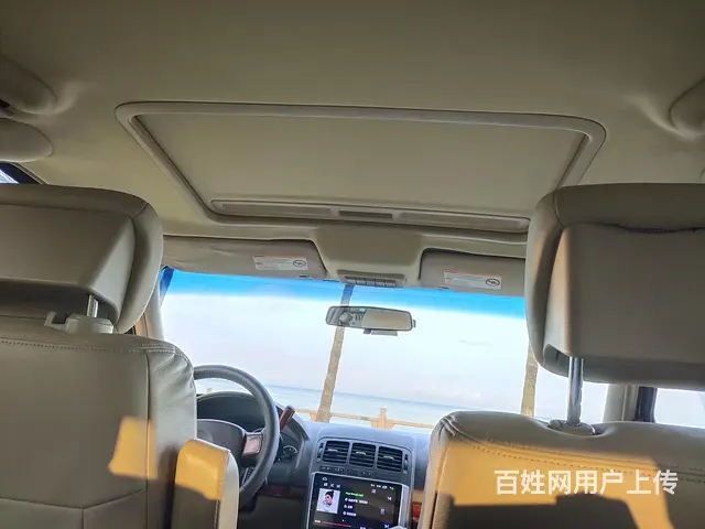 5.58万转2010七座别克陆尊3.0自动波商务车 - 图片 11