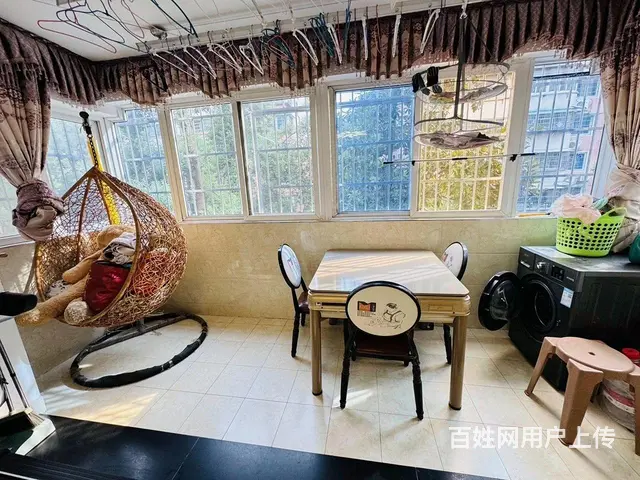 南湖路 碧沙湖旁 小区自住精装三房 可拎包入住 低 - 图片 8