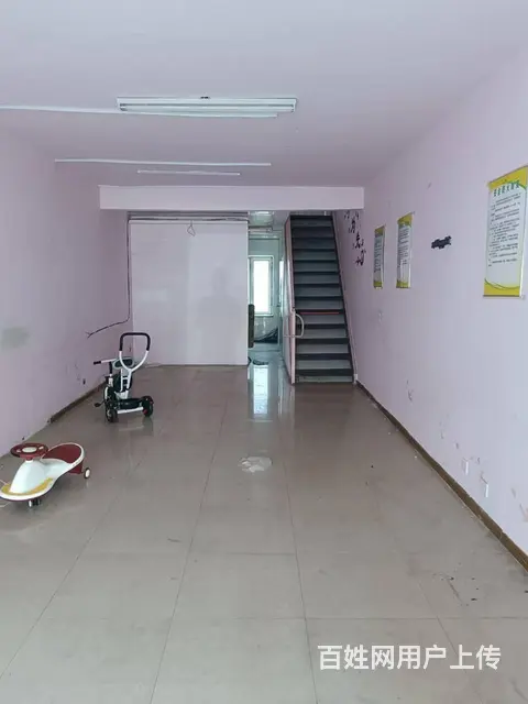 出租工农新世纪广场临街门面 - 图片 1