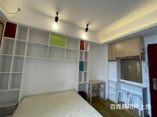 金港湾可免中介费一口价800元月电梯房阳台看东街夜景 - 图片 3