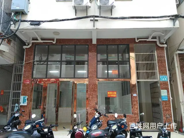 （51旺铺推荐）港门村100平旺铺出租 - 图片 1