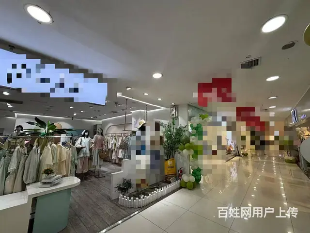 同城推广丨市中心大型商场内营业中服装店转让，精装修 - 图片 3