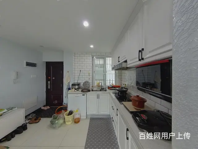 香洲区府旁 裕馨花园 梅华 二十拎包入住精装3房出售 - 图片 3