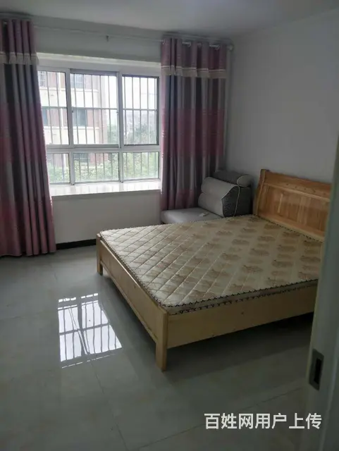 翠湖嘉苑，吾悦广场旁两室精装修家具家电齐全拎包即住随时看房。 - 图片 1