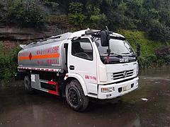 2020年东风多利卡油罐车 个人使用便宜出售