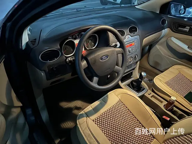 福特 福克斯 2011款 福克斯-三厢 1.8 手动 经典型 - 图片 4