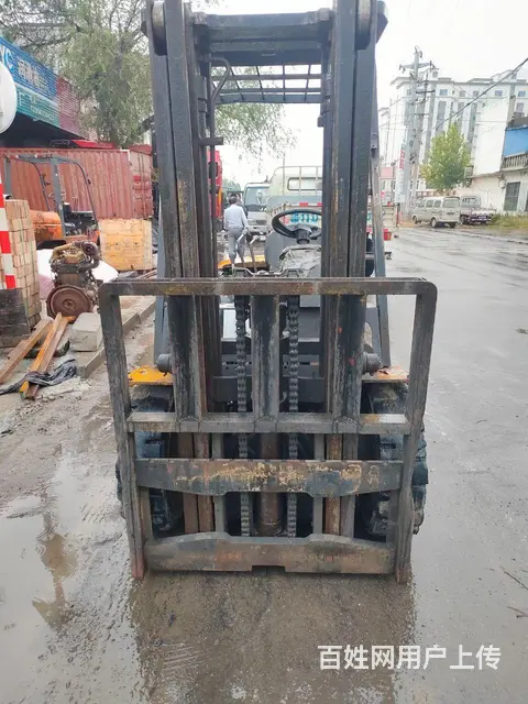特价3吨叉车，带中缸，2块电瓶，1.5万，能开能跑 - 图片 4