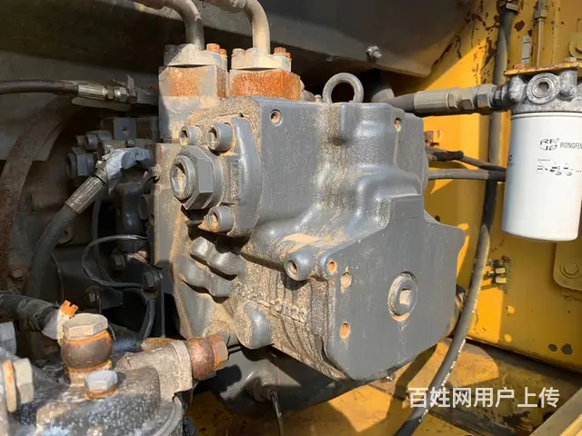 小松200-7二手挖掘机，纯土方机，全国包运可按揭 - 图片 7