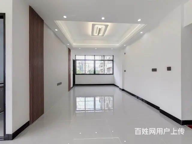 花都湖公园旁、低楼层马赛克精装三房 - 图片 3