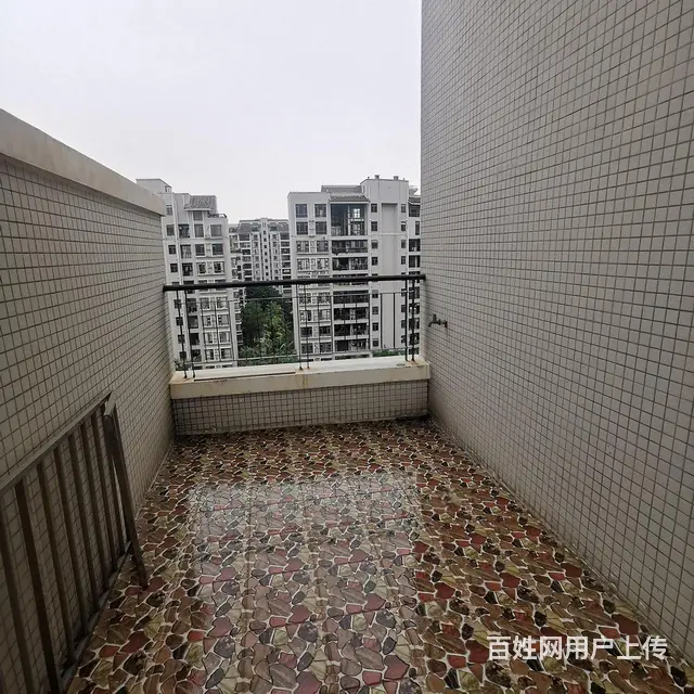 精装修 里维埃拉 满五  住房  周边配套好 格局好 - 图片 2
