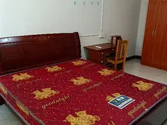 学府路精装两室一厨一卫