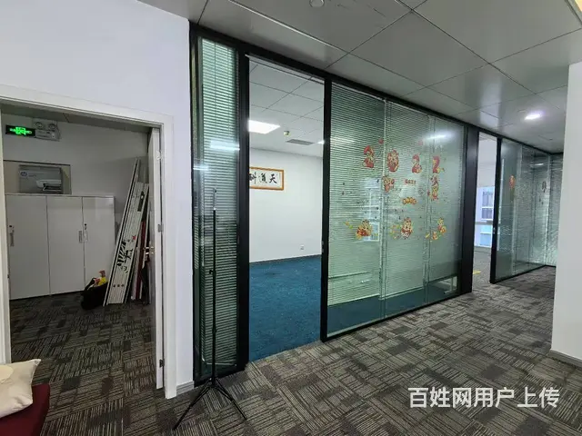珠江新城地铁口 一手业主直租仅80元含税 精装修拎包办公 - 图片 6
