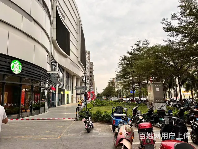 （51旺铺推荐）远大购物中心辛巴克旁40平旺铺分租或者整租 - 图片 3