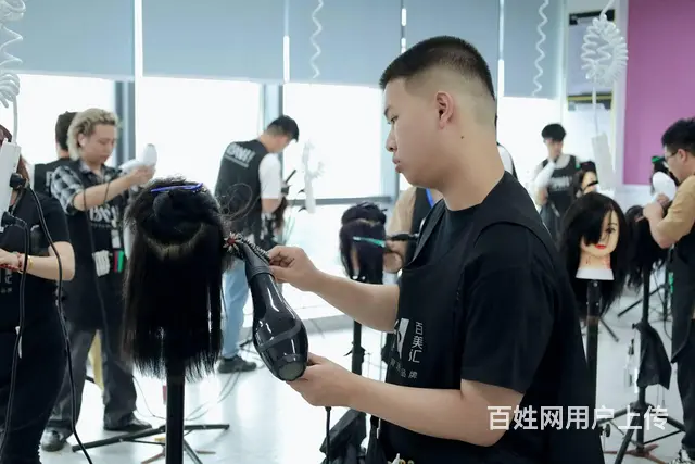 学美发去哪里好？来百美汇吧！ - 图片 4