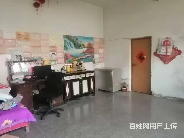 独院，水暖电齐全，门口可停车，居住，棋牌室，手工作坊都可的图片