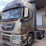东风天龙旗舰牵引车,520马力带全险