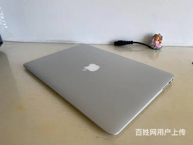 可送货 95新苹果AIR超轻薄刀锋版笔记本 i5 - 图片 3