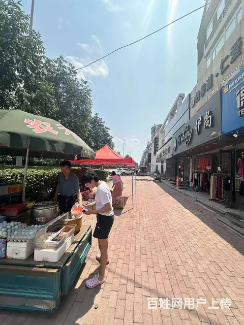 【搞定了！】南岗区征仪路大众新城服装店出兑转让可空兑 - 图片 8