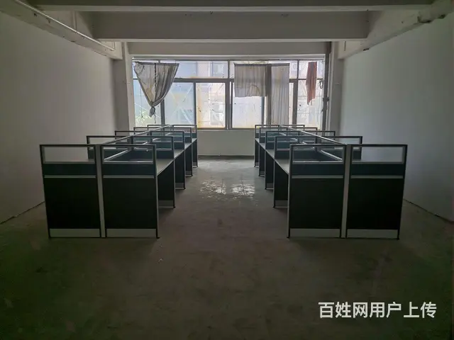 新香洲市中心6间70平仓库出租 - 图片 1