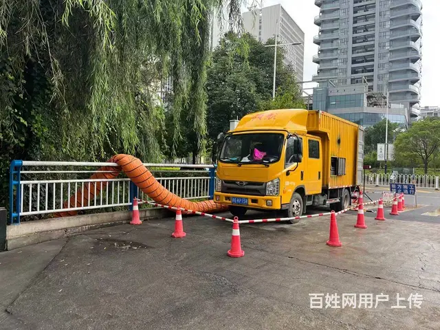 西山区清理化粪池污水沟清理公司专业车辆价格透明服务 - 图片 1