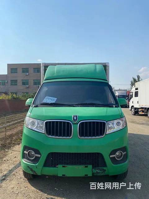 金杯小海狮汽油厢式货车 - 图片 1