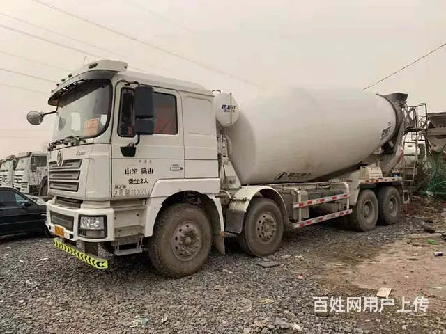莱芜二手德龙搅拌车 大20方 国五 前四后八 - 图片 2