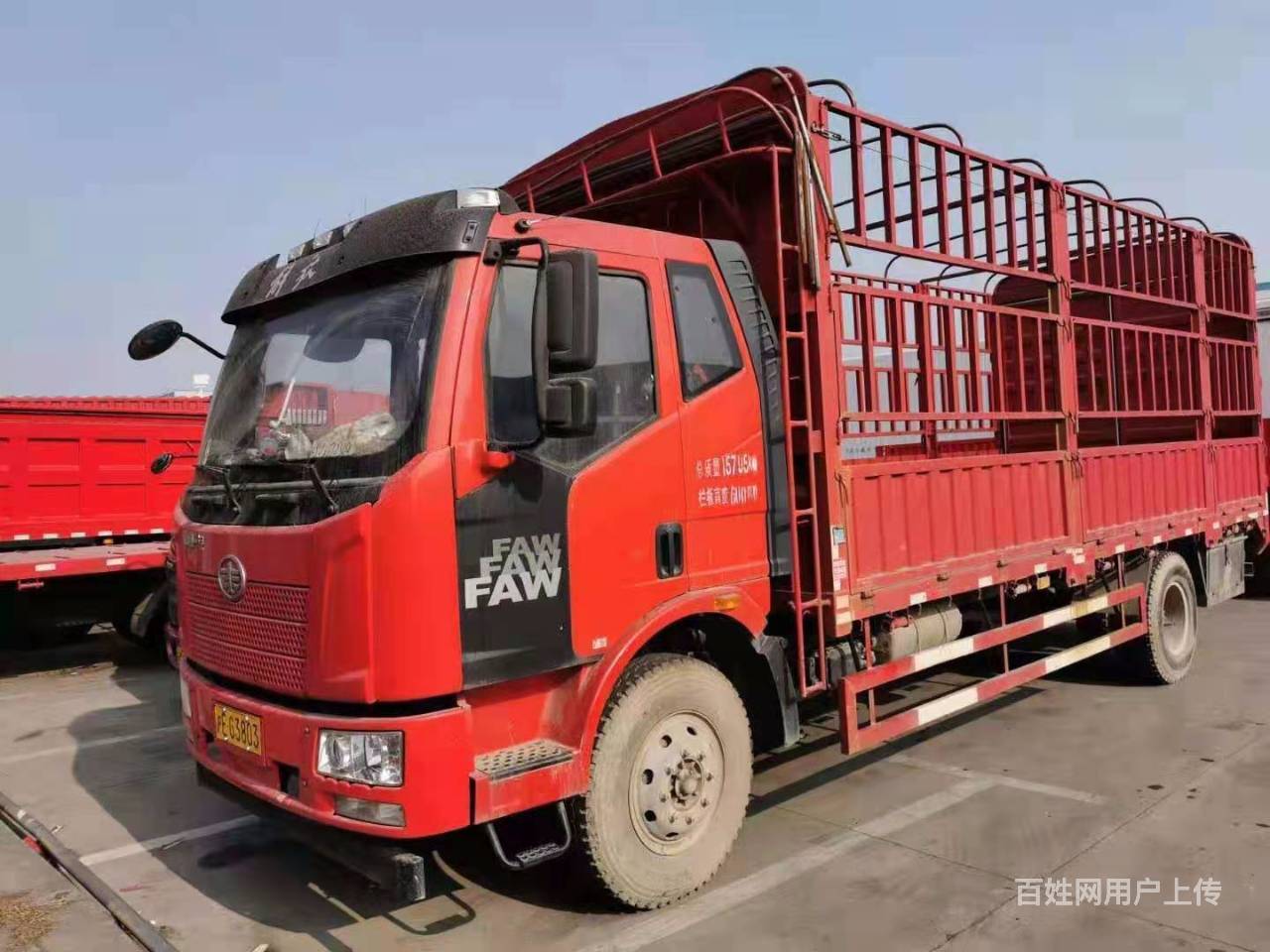 昆山急转精品17年5月份国五解放高栏 准新车