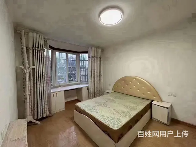 阳光花园 好楼层，带个大露台，送储藏室 - 图片 2
