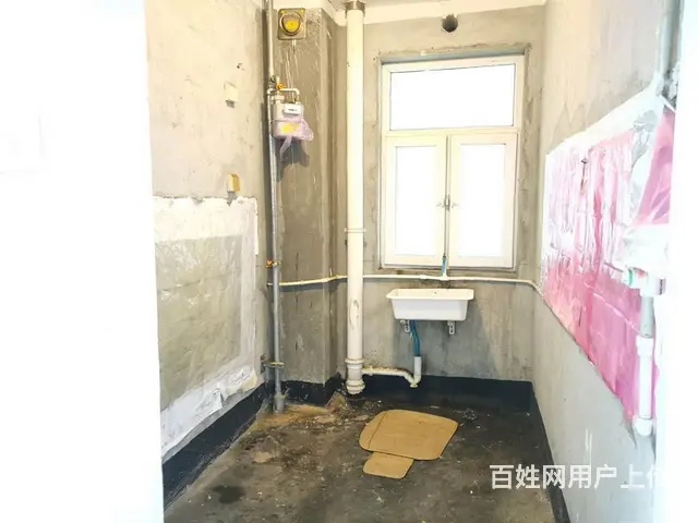 滨江西区中间楼层三朝南户型难得一套急卖可谈有钥匙随 - 图片 4