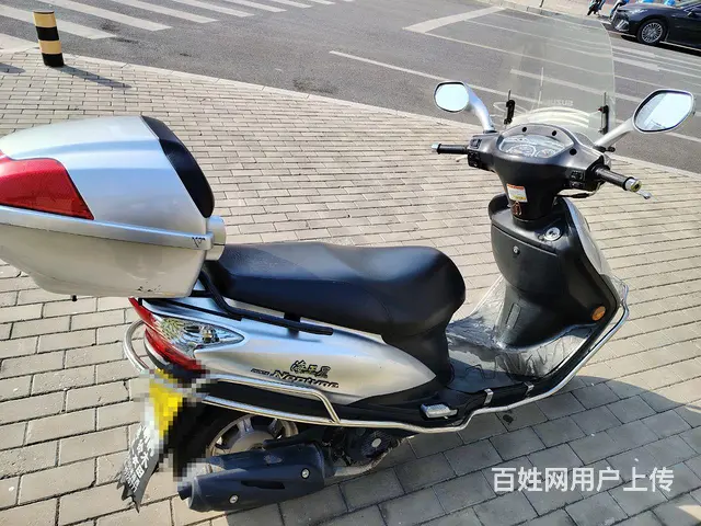 铃木海王星125踏板摩托 - 图片 3