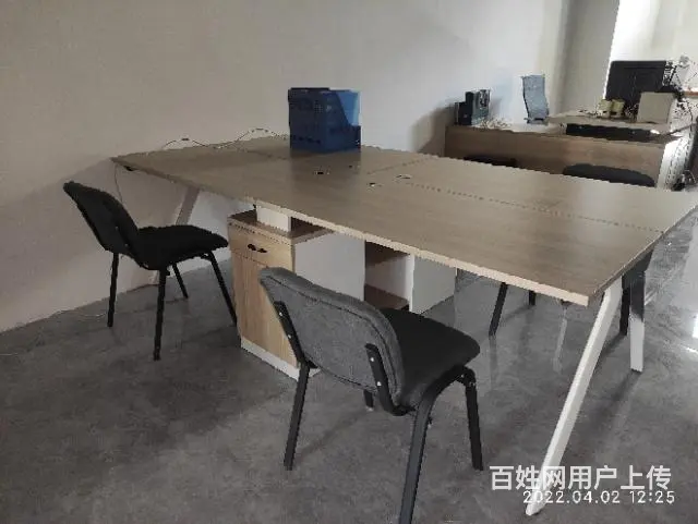 办公桌椅 - 图片 1