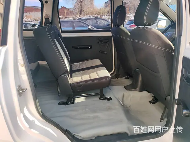 五菱 宏光 2020款 宏光PLUS 1.5 手动 标准型 - 图片 9