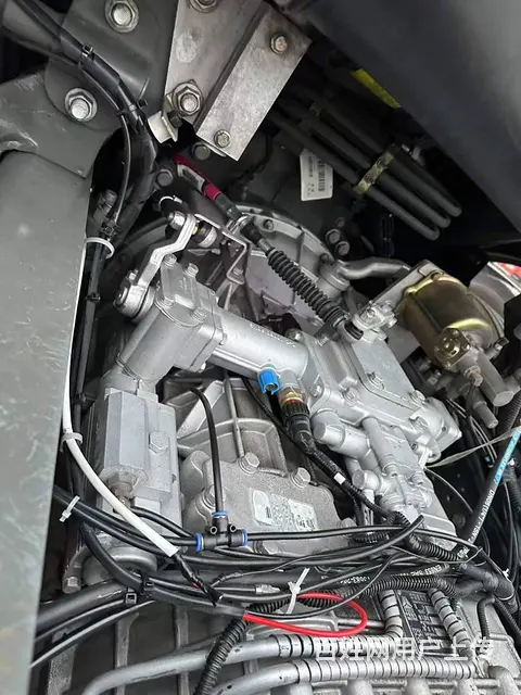 豪沃 牵引车 国6 - 图片 8
