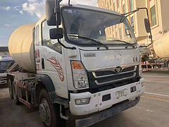 出售19年二手小型搅拌车 后八轮 国五 大10方