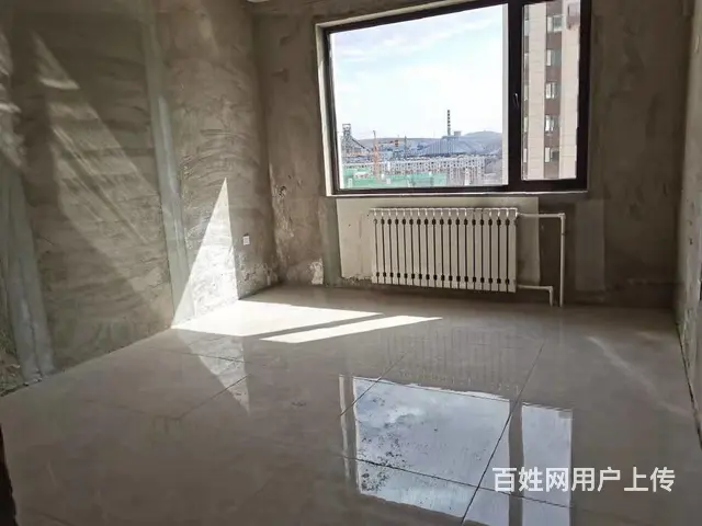 红山龙景植物单价5700 电梯5楼 简装交付  团购价无费用 - 图片 4