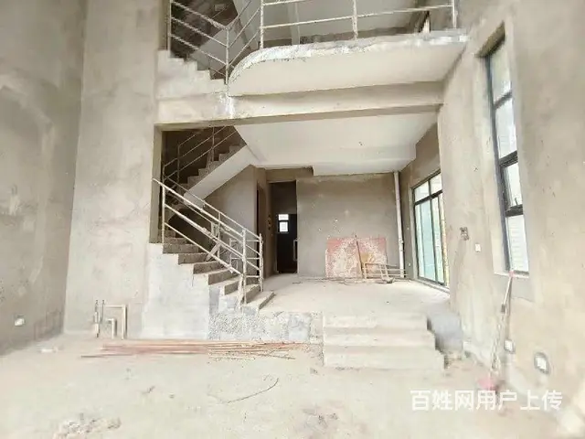 别墅 河边联排别墅 边户 带大院子 证过二 近奥林匹克 - 图片 11