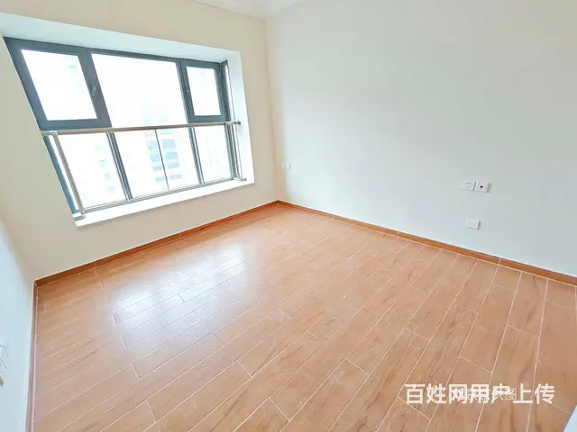 包税！新一套地板价房源来了。三室。恒大海上帝景一手 - 图片 6