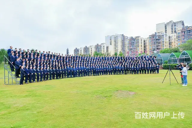 集体照毕业照拍摄哪家靠谱？成都柠檬文化很专业！ - 图片 6