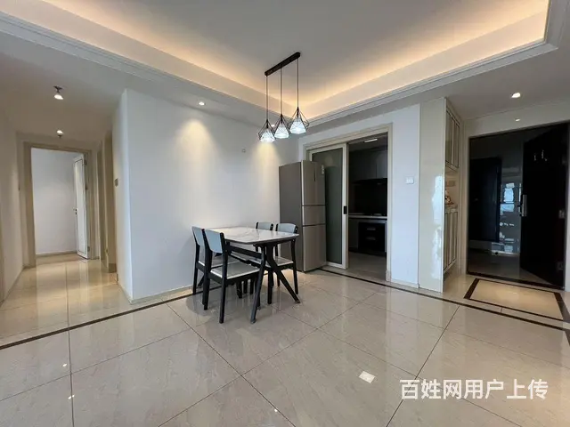 金茂府新出3房2卫 超大阳台 全景落地窗 高层看湖 - 图片 6