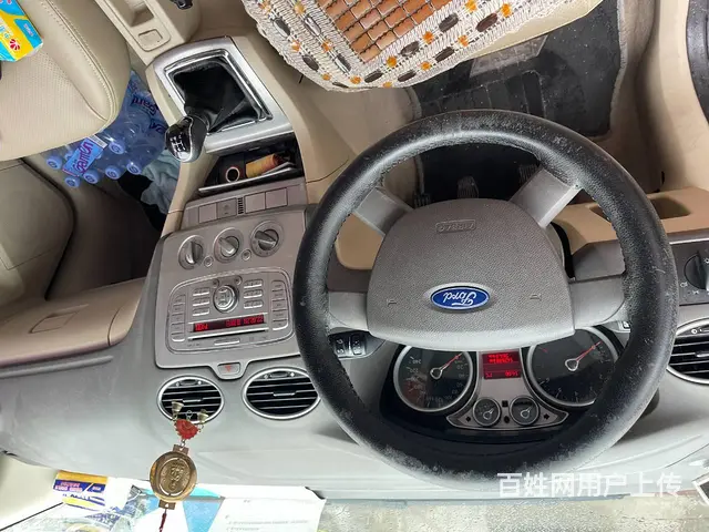 福特 福克斯 2009款 福克斯-三厢 1.8 手动 舒适型 - 图片 5