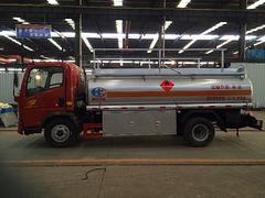 5吨油罐车加油车低价卖13632554247