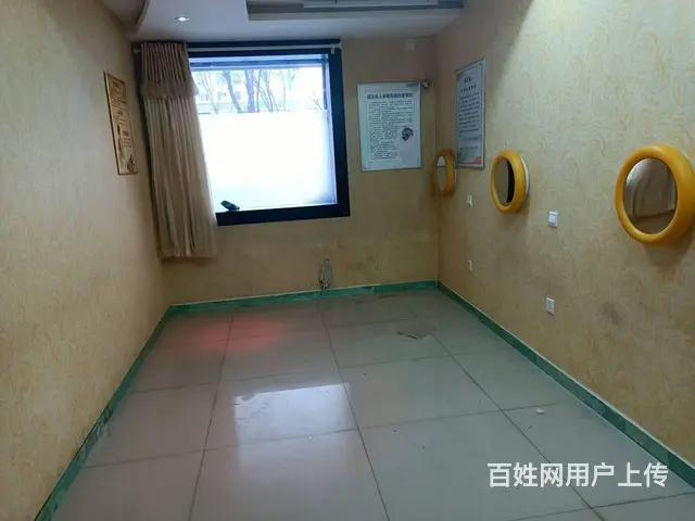 C10562位于昌吉市健康西路临街商铺出租 - 图片 5