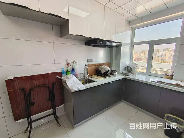 4楼 南北通透 精装地热 家具家电齐全 拎包入住 - 图片 9