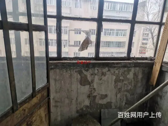 3万的房子降至2.8万，兴安台南群楼3楼60平2.8万简单 - 图片 1