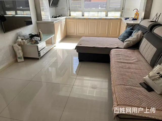 王府花园车库上一楼三阳格局 - 图片 1